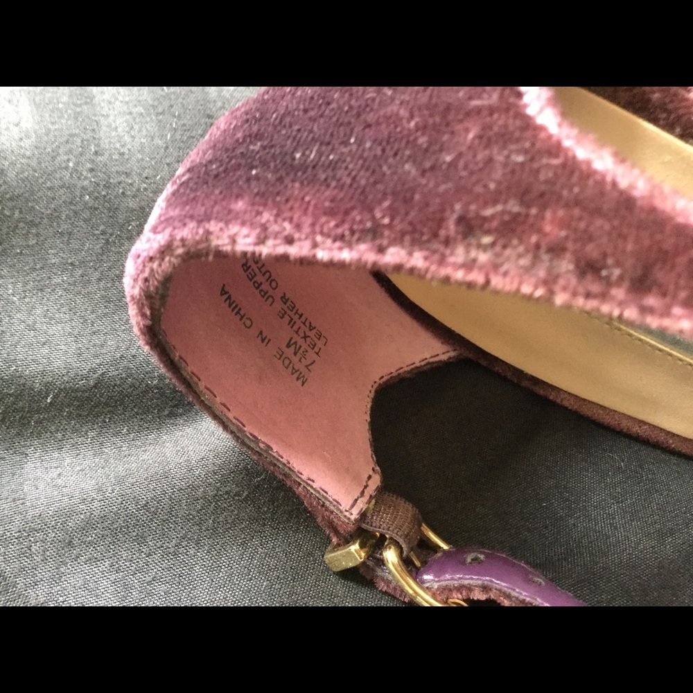 Platforms - Picture 2 of 2